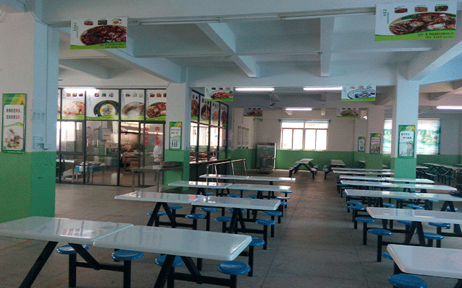 晉江嘉年華公司,晉江嘉年華公司食堂圖片,晉江嘉年華公司食堂環(huán)境,味萊客餐飲公司,食堂現(xiàn)場(chǎng)圖片