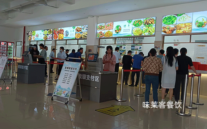 食堂員工工作總結300字