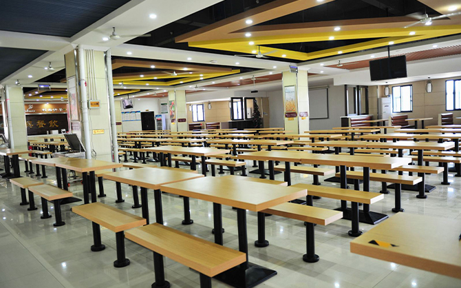 酒店食堂服務的挑戰與解決方案